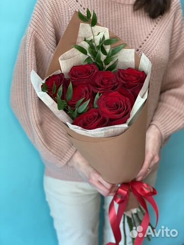 Букет из 7 красных Роз Эквадор в фоамиране 70 см