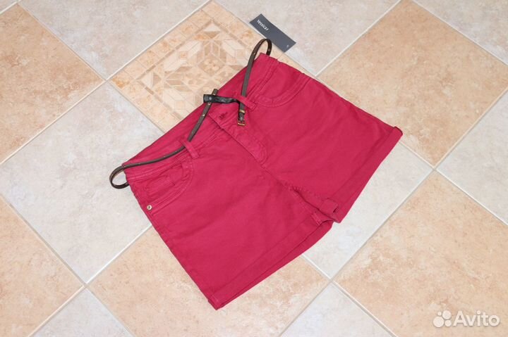 New джинсовые шорты красные шорты Германия рос.р44