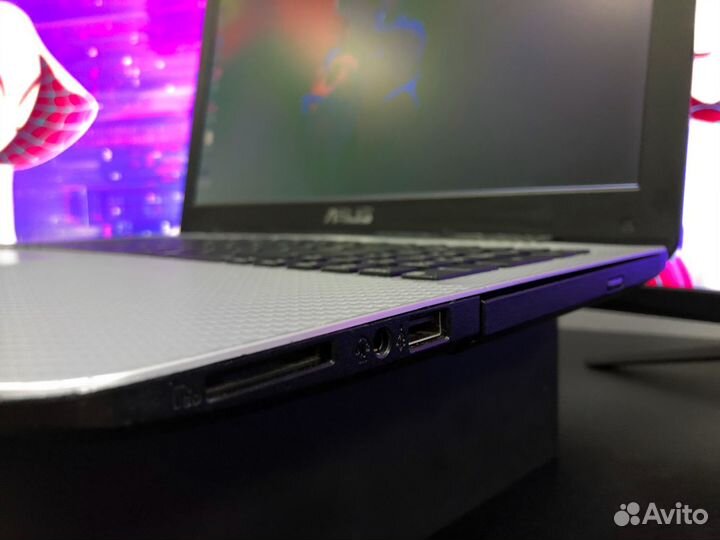Игровой ноутбук Asus Geforce i7 SSD