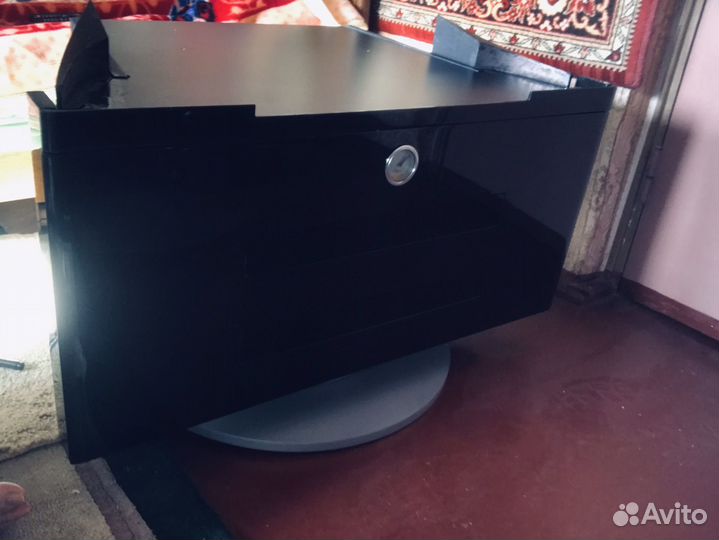 Тумба для музыки апаратуры телевизор