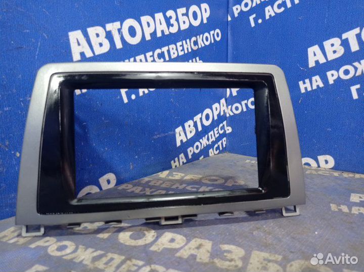 Рамка магнитолы Mazda 6 Gh седан L8 2008