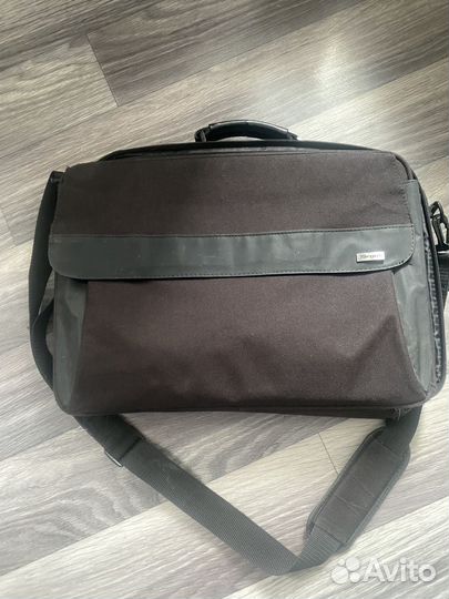 Ноутбук asus x550z 4 ядра 16gb SSD + HDD