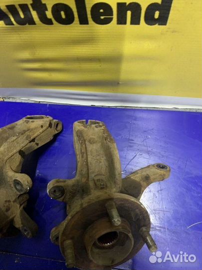 Поворотный кулак Ford Fusion 2005-2012