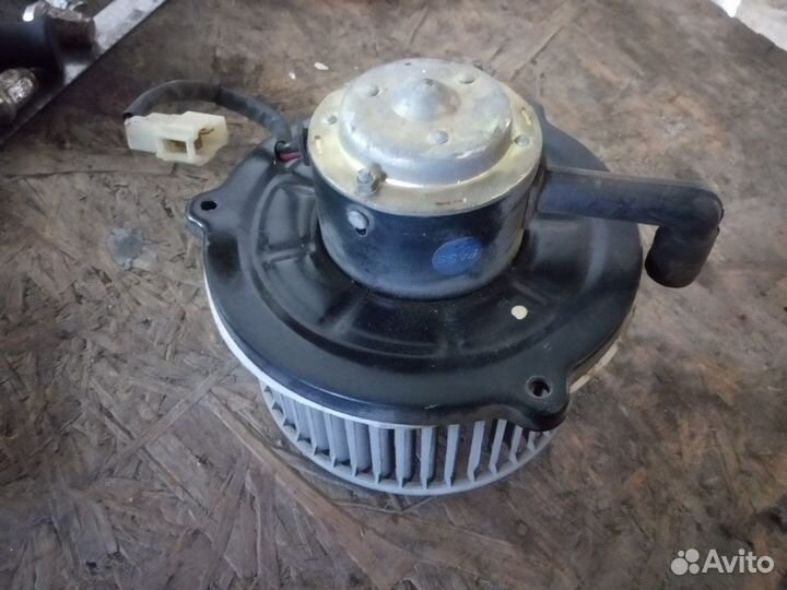 Моторчик печки Джили ск отака