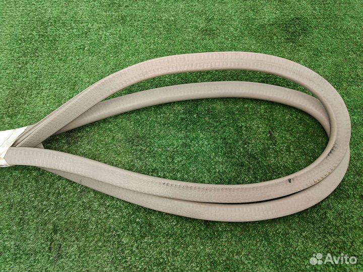 Уплотнитель люка Nissan X-trail T30