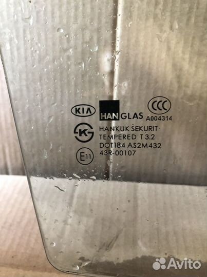 Стекло Kia Rio 1 переднее правое