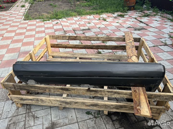 Бампер задний мерседес w124