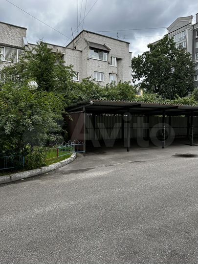 Машиноместо, 15 м²