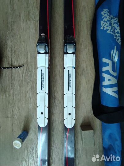 Беговые лыжи