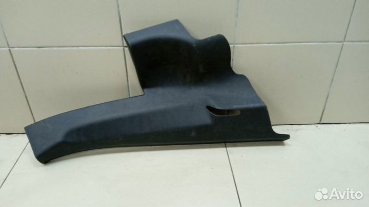 Обшивка стойки задней правой Audi Q7