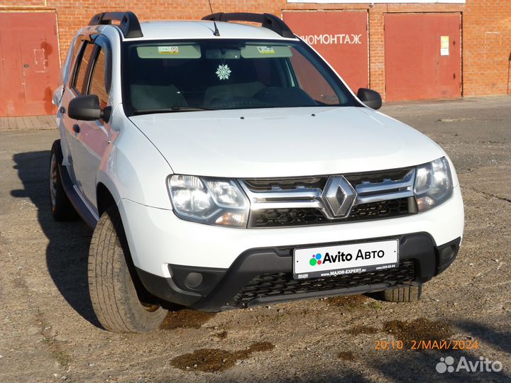 Renault Duster 2.0 МТ, 2019, битый, 140 000 км