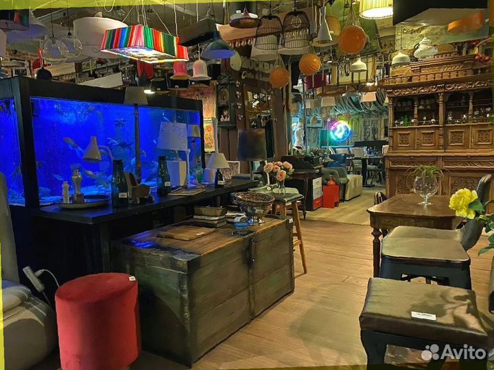 Свет и декор для кафе