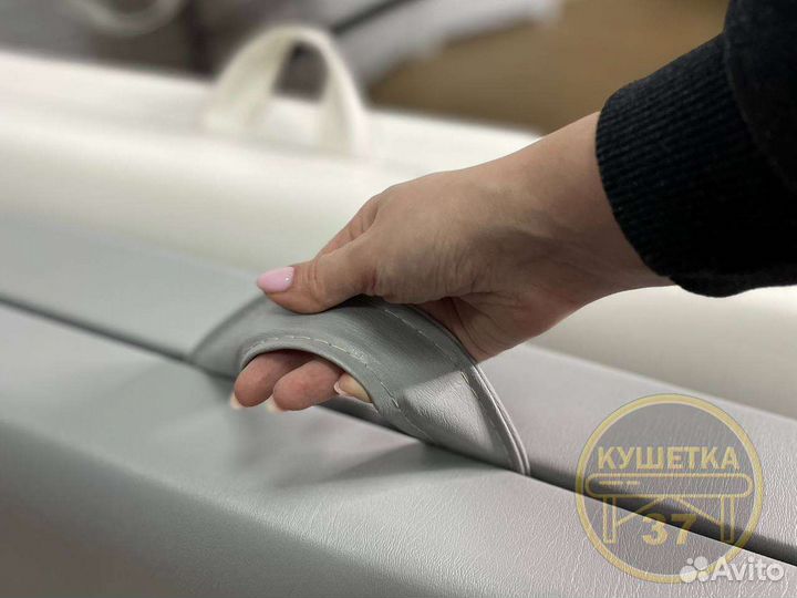 Кушетка косметологическая