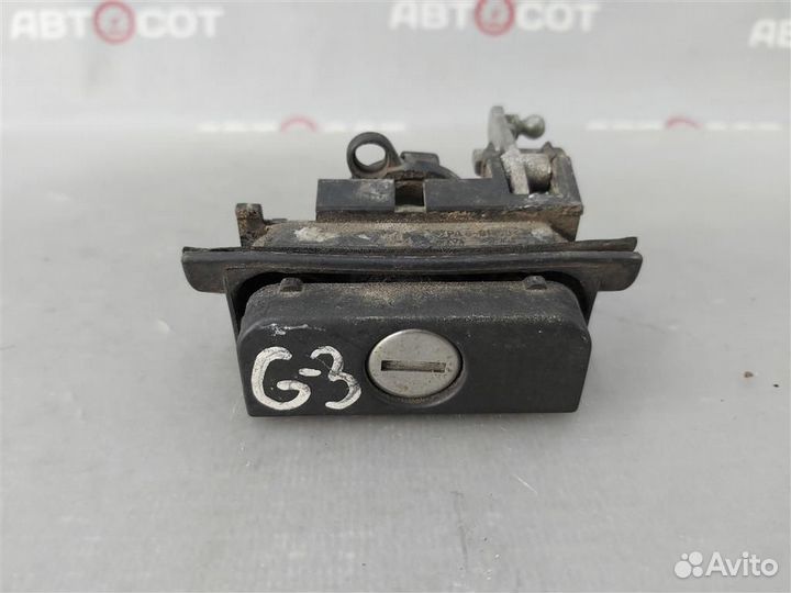 Кнопка замка багажника VW Golf 3 (1991-1998г.в.)