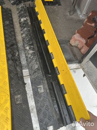 Кабельный мост резиновый ккр 2-12 (1000мм)