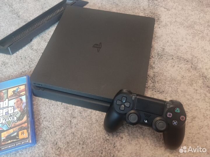 PS4 Slim 500Gb+GTA 5+47 игр