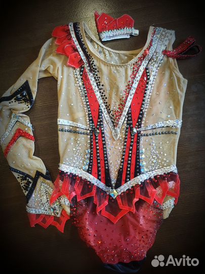 Купальник для художественной гимнастики