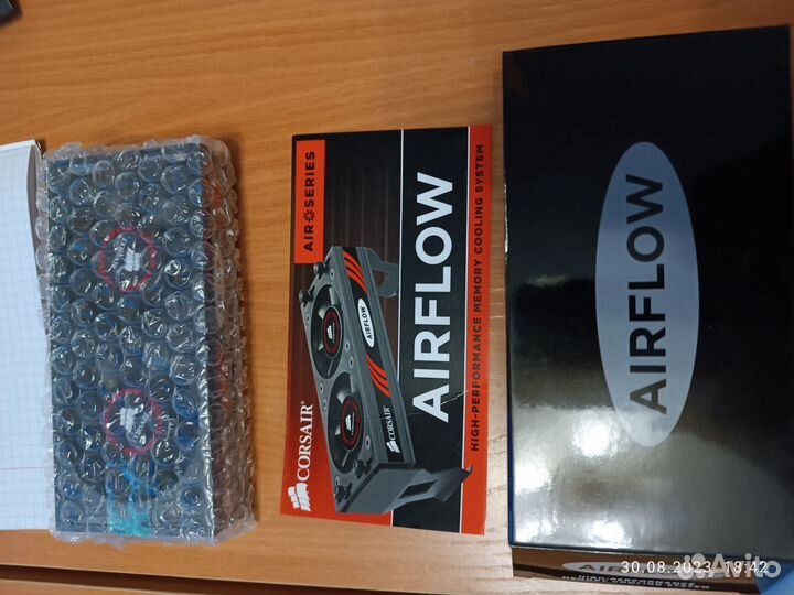 Кулер для охлаждения памяти корсар