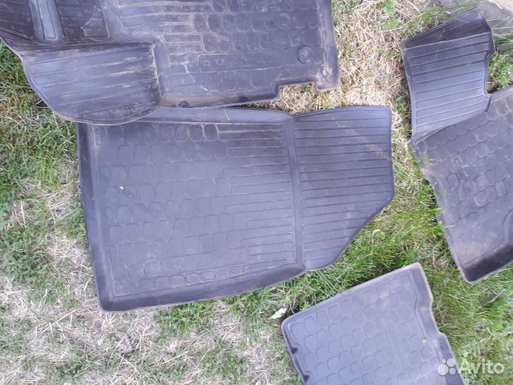 Автомобильные коврики