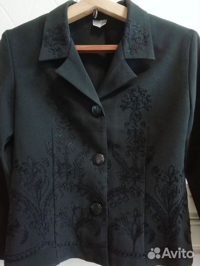 Пиджак на девочку 134