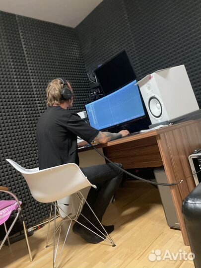 Yamaha HS8W Активные студийные мониторы