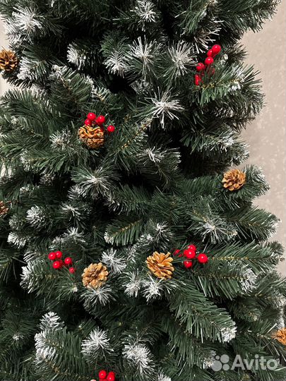 Ель искуственная новая 250 см