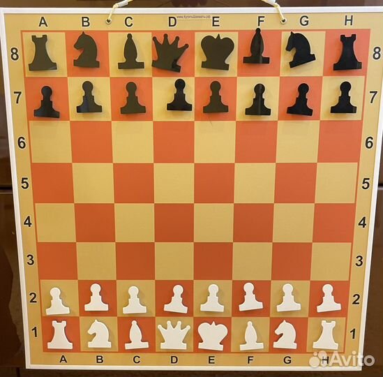 Магнитная шахматная доска в идеальном состоянии