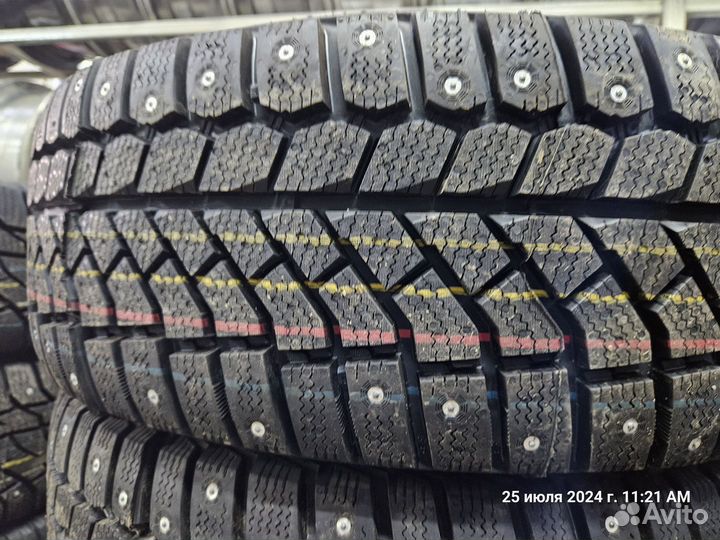 Viatti Brina Nordico V-522 215/60 R16