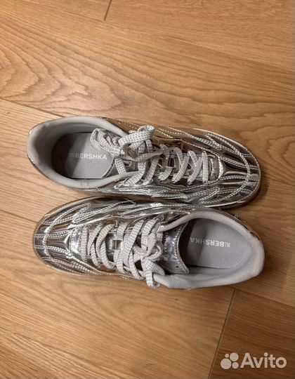 Кросовки стальные bershka
