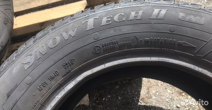 Viking SnowTech II SUV 215/65 R16 98H