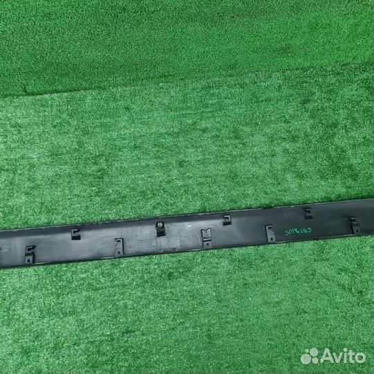 Накладка крышки багажника Тойота Рав-4 Xa50 (2018-Н.В.)