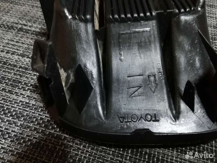 Продам заглушки бампера аллион