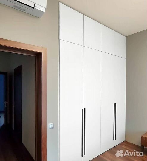 Шкаф стенка