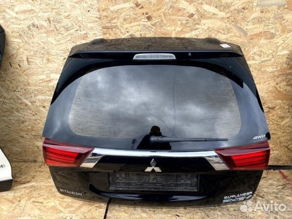 Митсубиси Аутлендер 3 крышка багажника
