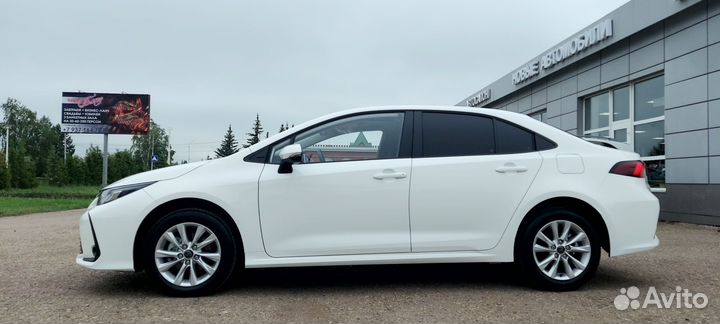 Toyota Corolla 1.2 CVT, 2023, 1 км