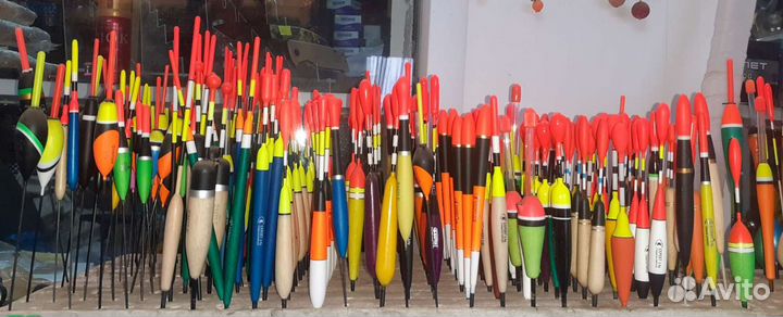 Поплавок из дерева бальса