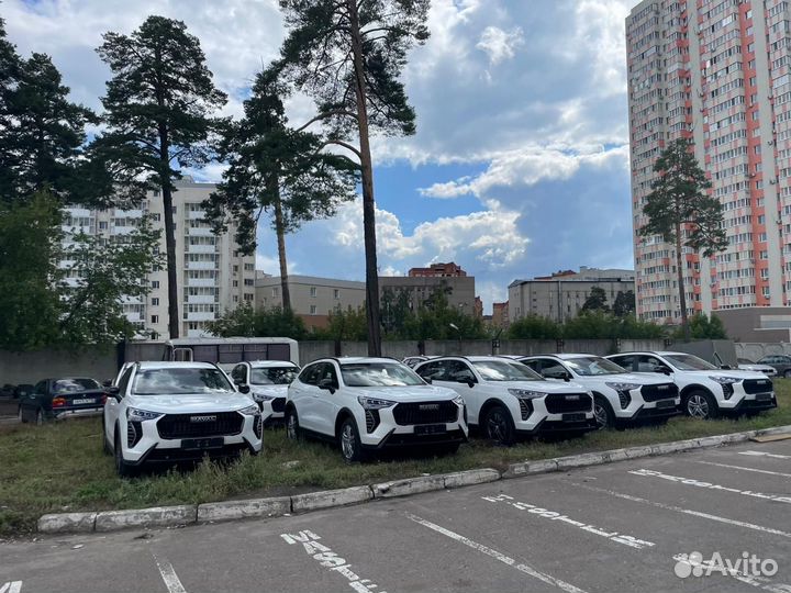 Предоставляем в аренду авто под такси