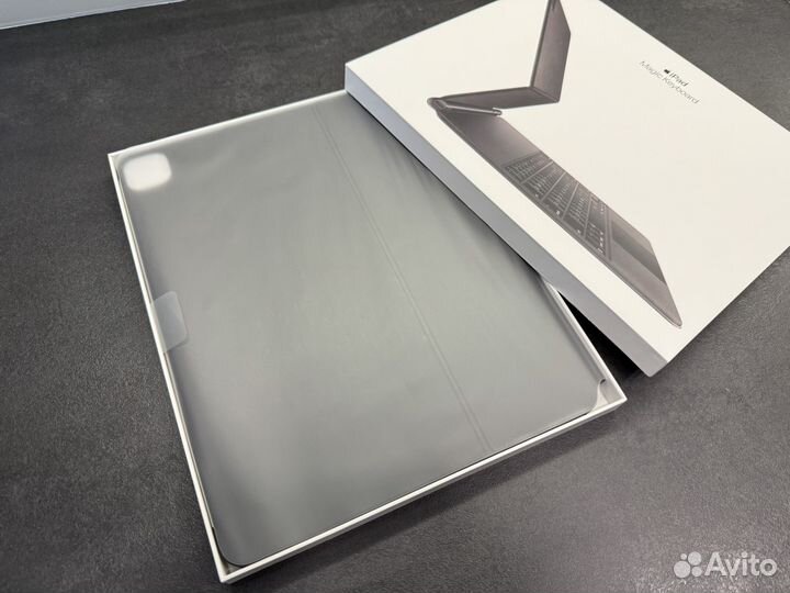 Комплект apple iPad pro 12.9-inch + Magic Keyboard