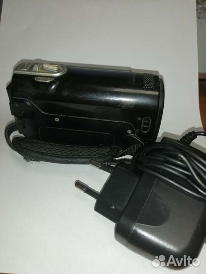 Цифровая видеокамера Samsung