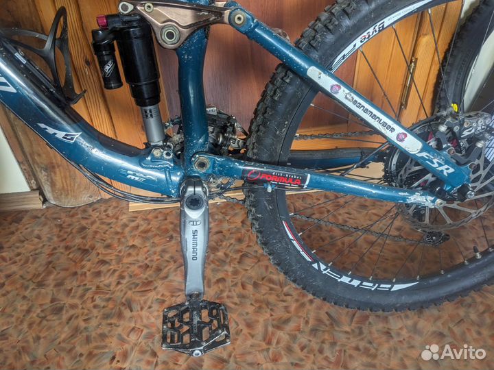 Велосипед specialized