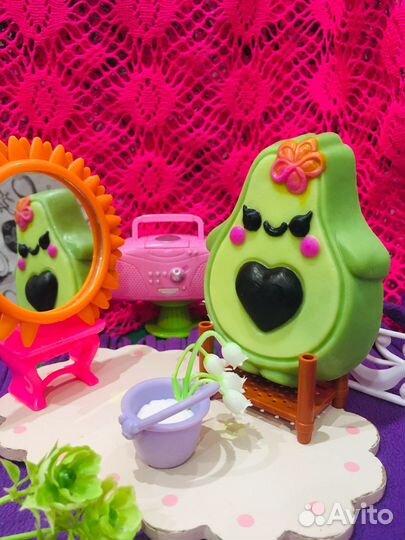 Сувенирное мыло и букеты