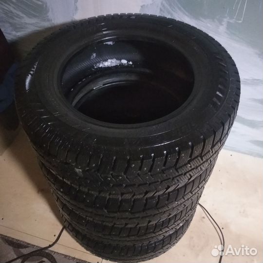 Омскшина O-100 215/65 R16C