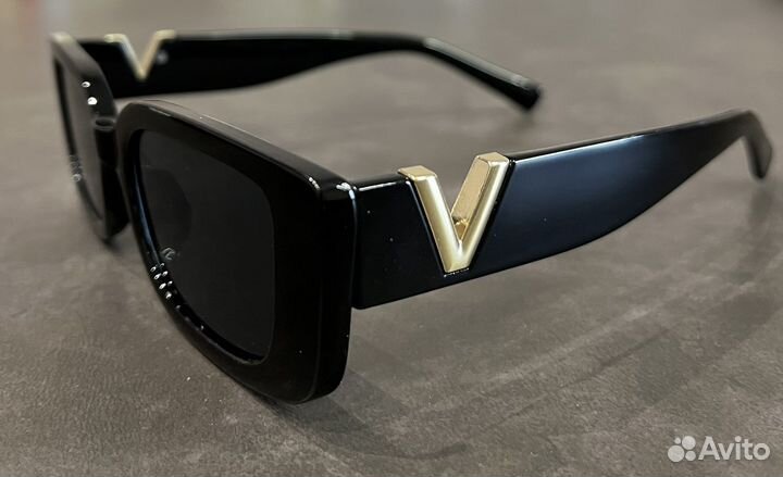 Солнцезащитные очки