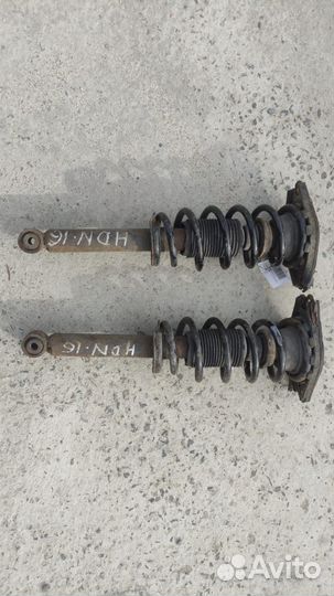 Амортизатор задний Nissan Primera P12 седан