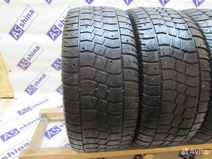 Cooper Avalanche X-Treme 255/55 R18 97P