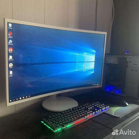 Изогнутый монитор samsung C32F391FWI