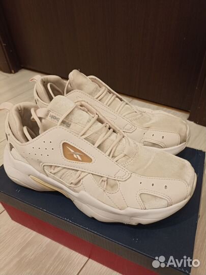 Кроссовки женские 38 размер Reebok