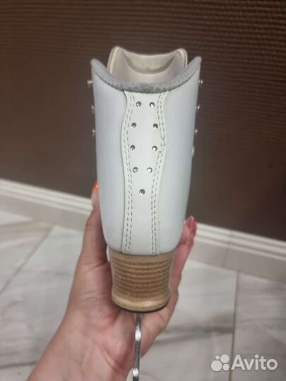 Фигурные коньки jackson freestyle