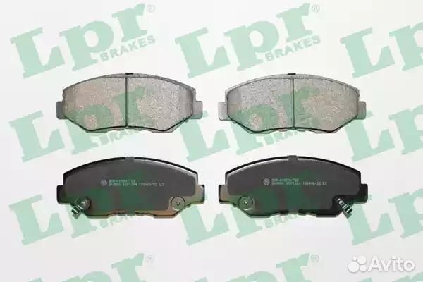 05P1364 Комплект тормозных колодок