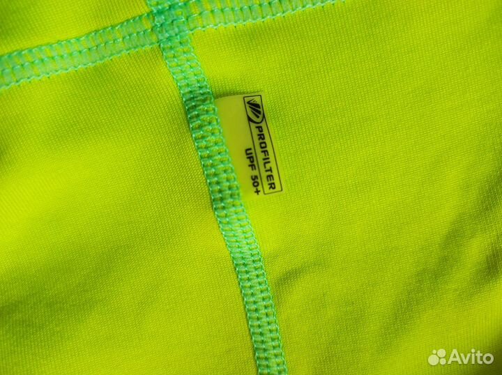 Солнцезащитная футболка для плавания на 3-4 года